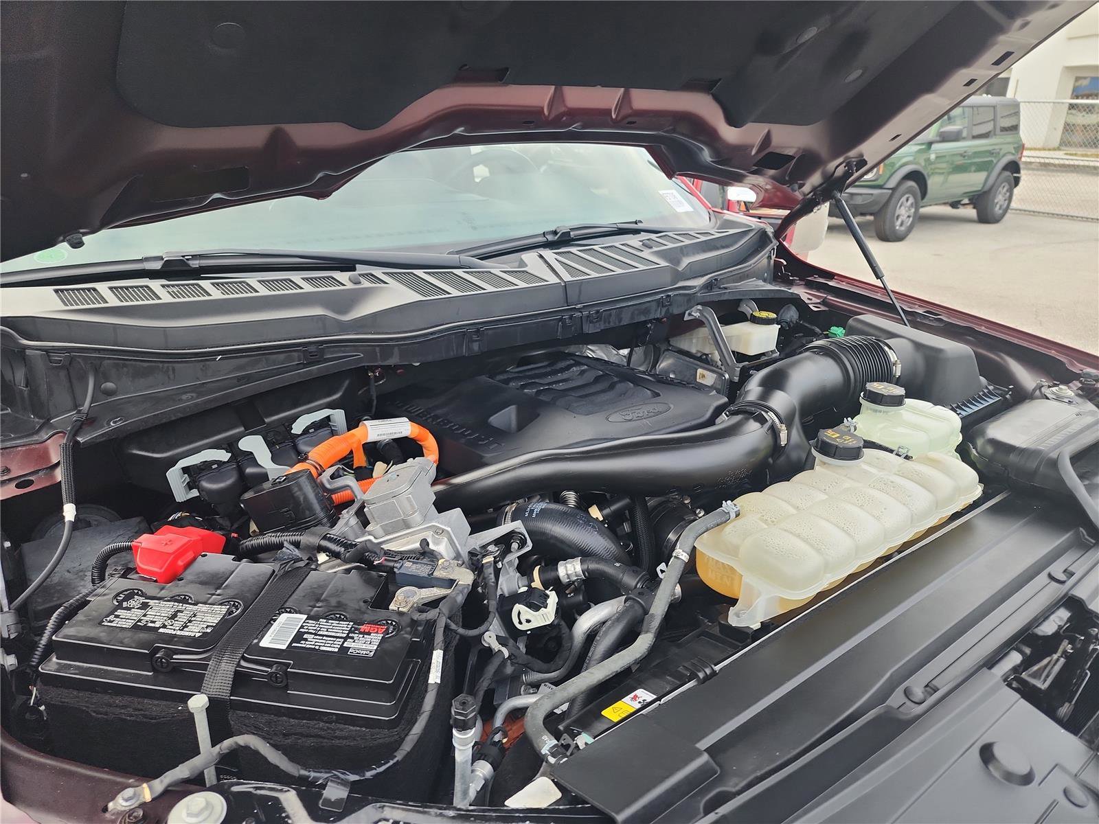 Certified 2022 Ford F150 Platinum w/ Max Trailer Tow Package image 14