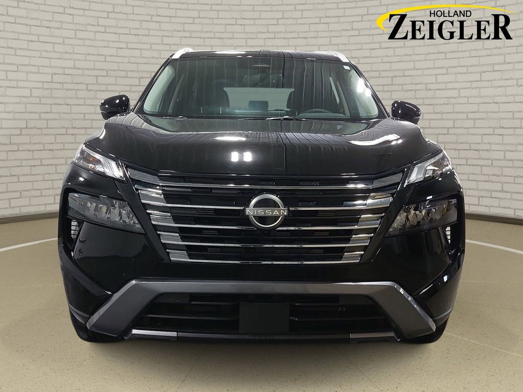 Certified 2025 Nissan Rogue SL image 2