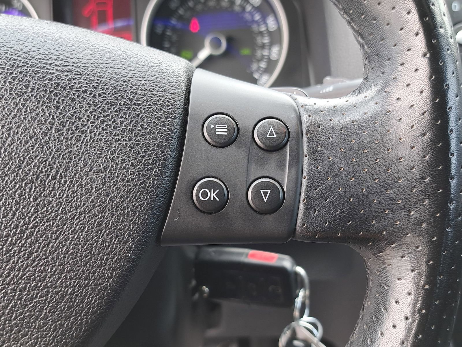 Used 2008 Volkswagen R32 AWD/4WD image 17