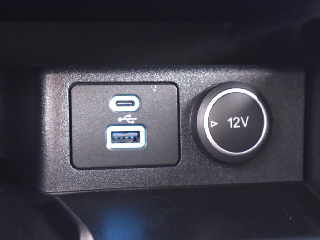Used 2021 Ford Escape SEL w/ Technology Package AWD/4WD image 27