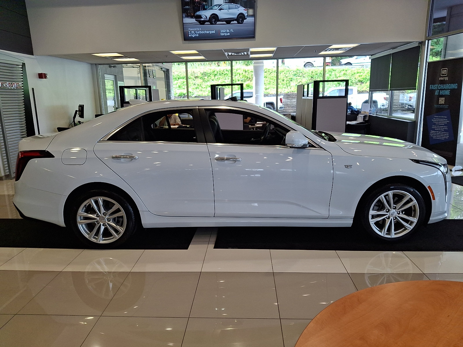 Used 2026 Cadillac CT4 Luxury w/ Sun And Sound Package AWD/4WD image 7