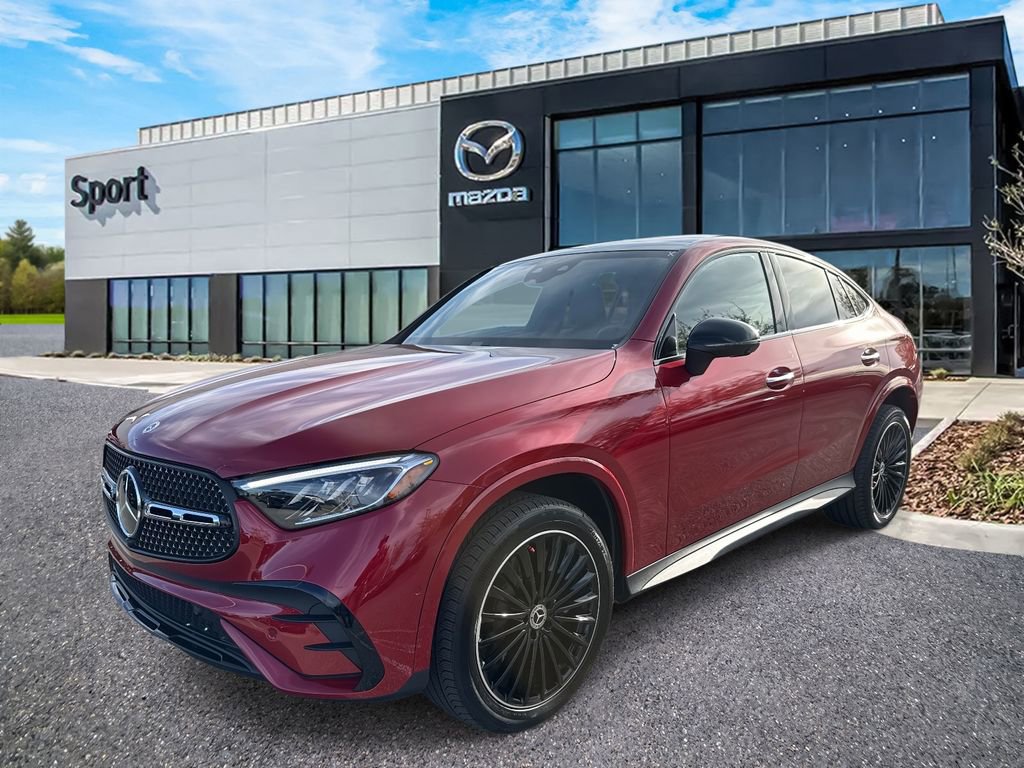 Used 2024 Mercedes-Benz GLC 300 4MATIC image 8