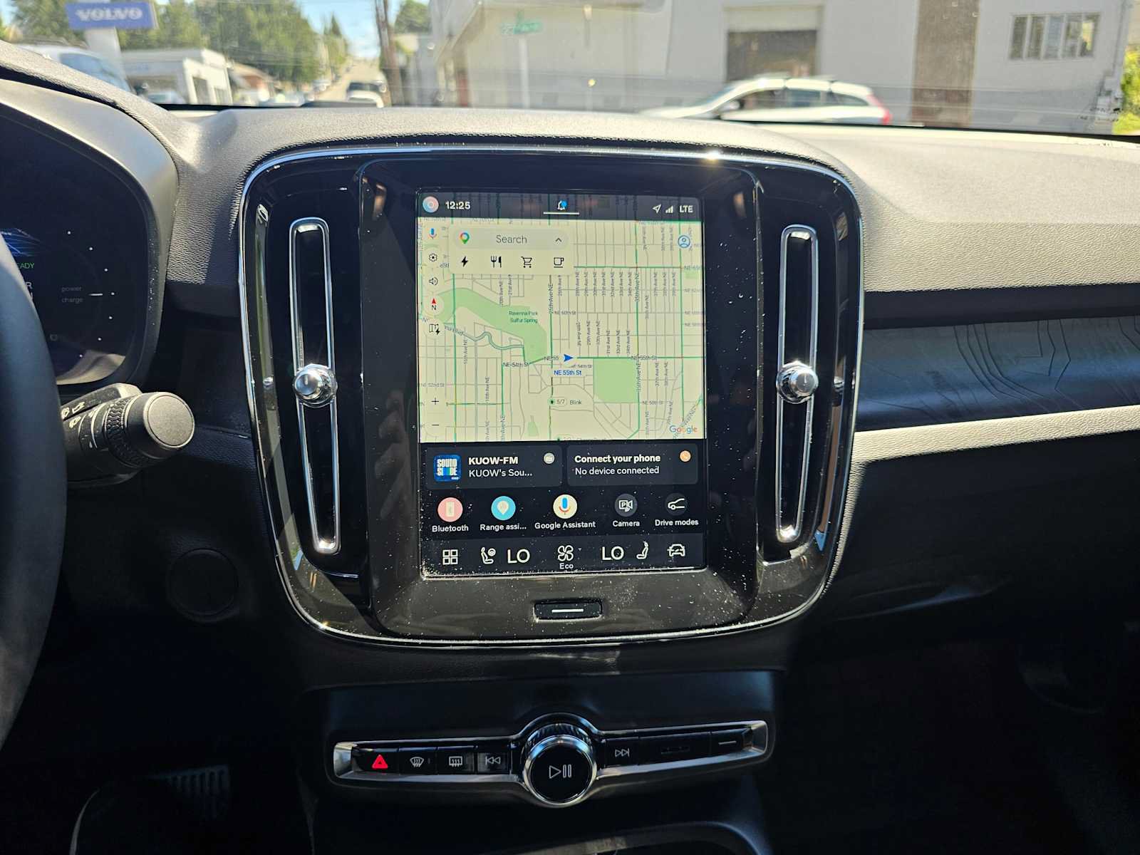 Certified 2024 Volvo C40 P8 Recharge Plus w/ Climate Package RWD image 28