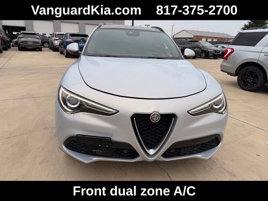Used 2022 Alfa Romeo Stelvio Ti AWD/4WD image 7