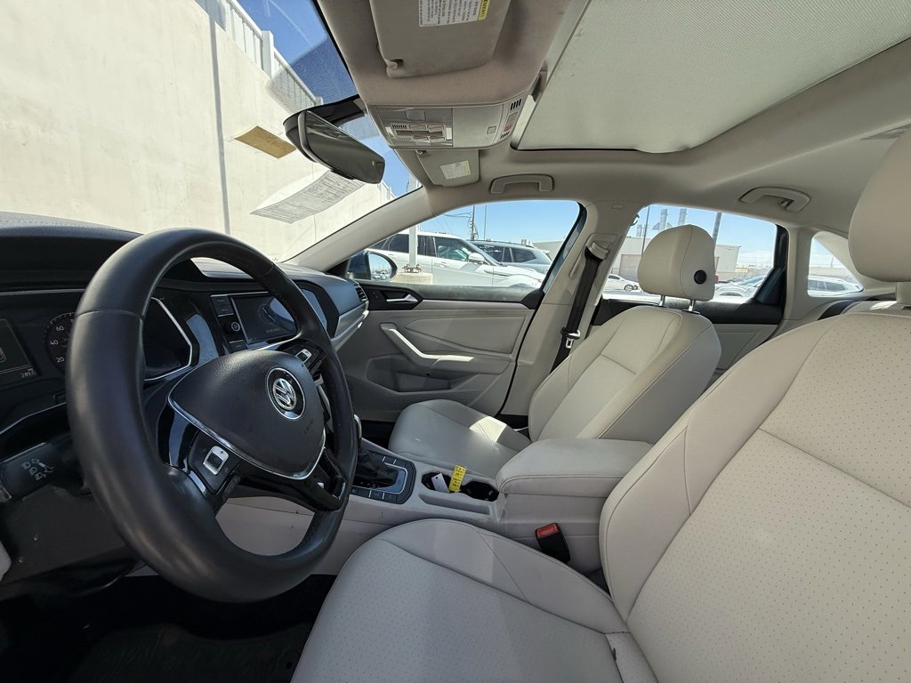 Used 2020 Volkswagen Jetta SE image 5