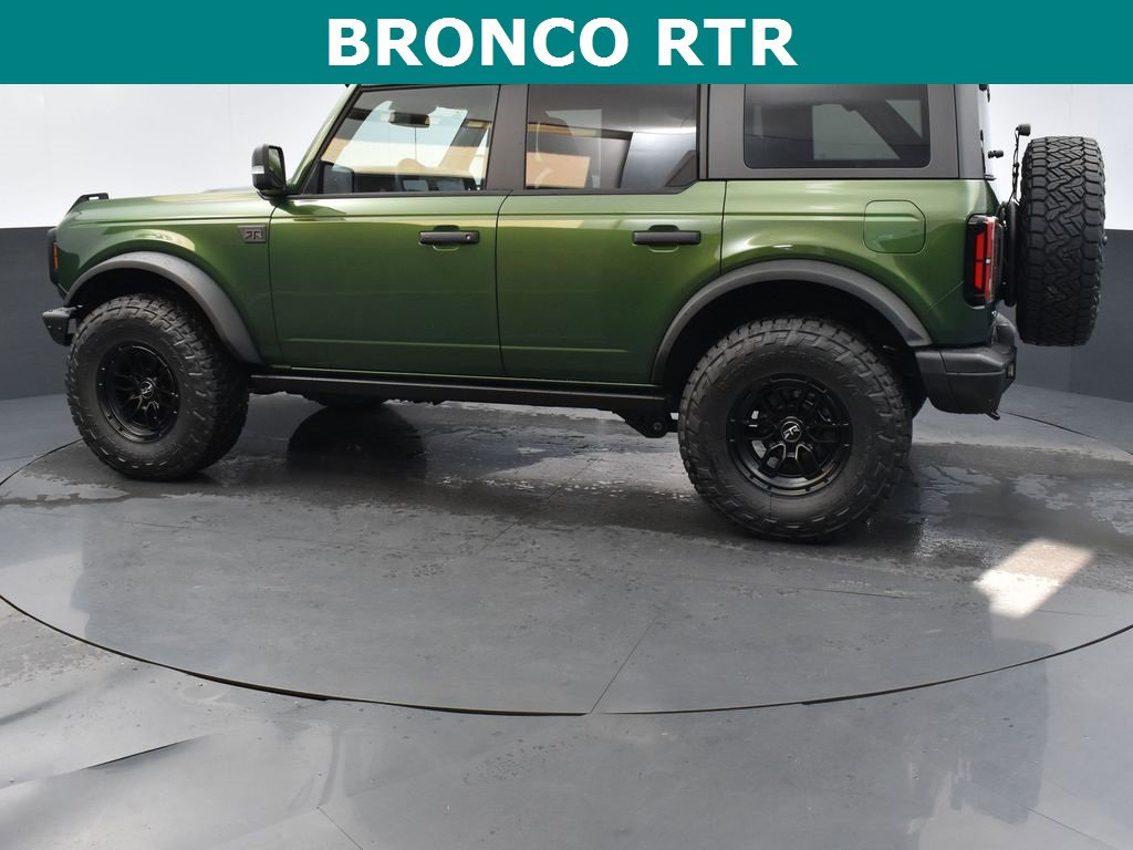New 2025 Ford Bronco Badlands image 2