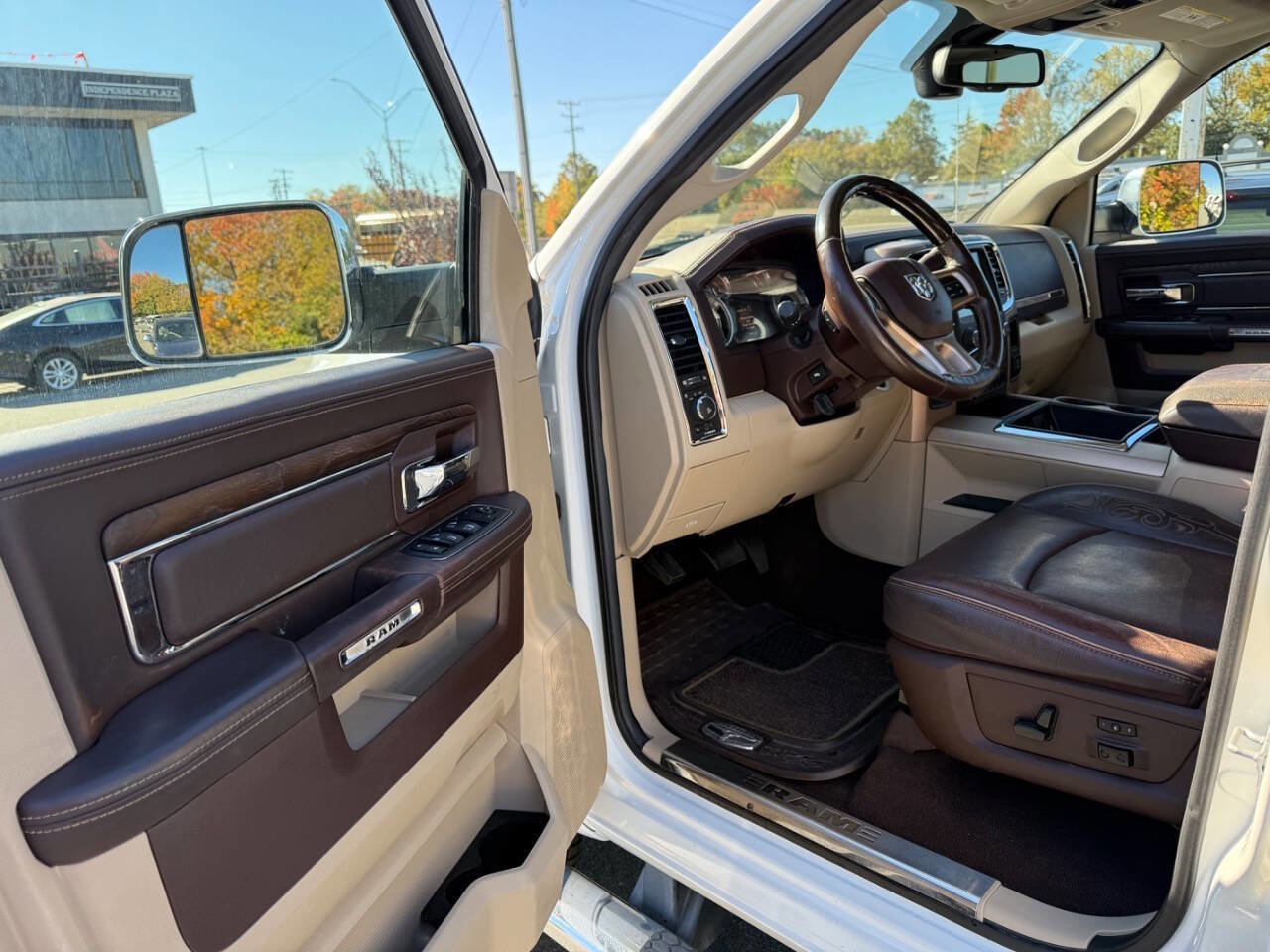 Used 2014 RAM 2500 Longhorn w/ Convenience Group image 7