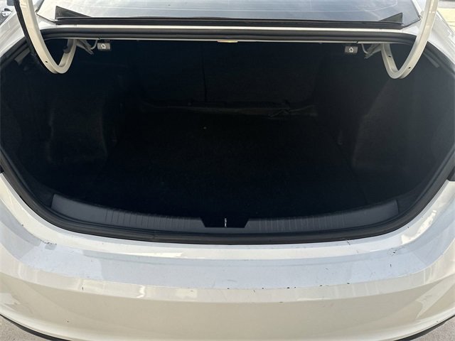 Used 2023 Chevrolet Malibu LT image 21