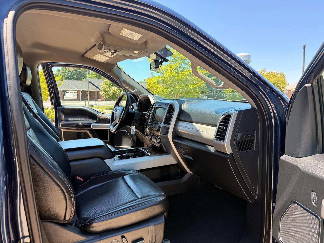 Used 2019 Ford F250 Lariat AWD/4WD image 16