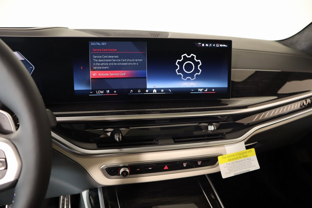New 2026 BMW X7 M60i w/ Climate Comfort Package image 6