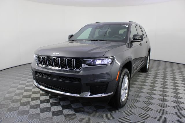 New 2026 Jeep Grand Cherokee L 4WD image 23