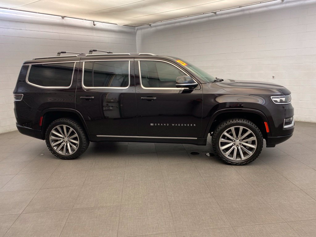 Used 2023 Jeep Grand Wagoneer Series II w/ Flexible Seating Group AWD/4WD image 7