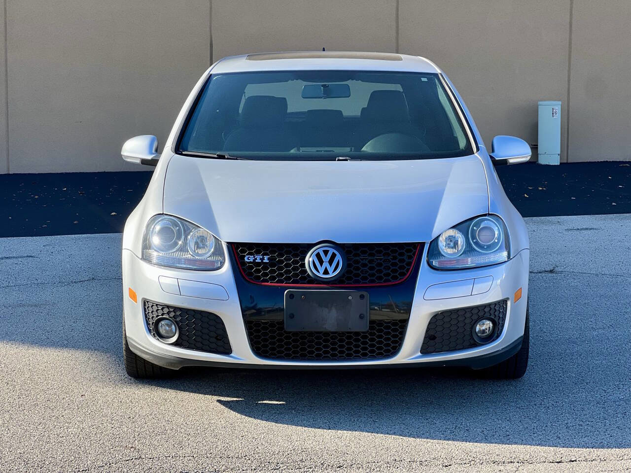 Used 2007 Volkswagen GTI 2-Door image 3