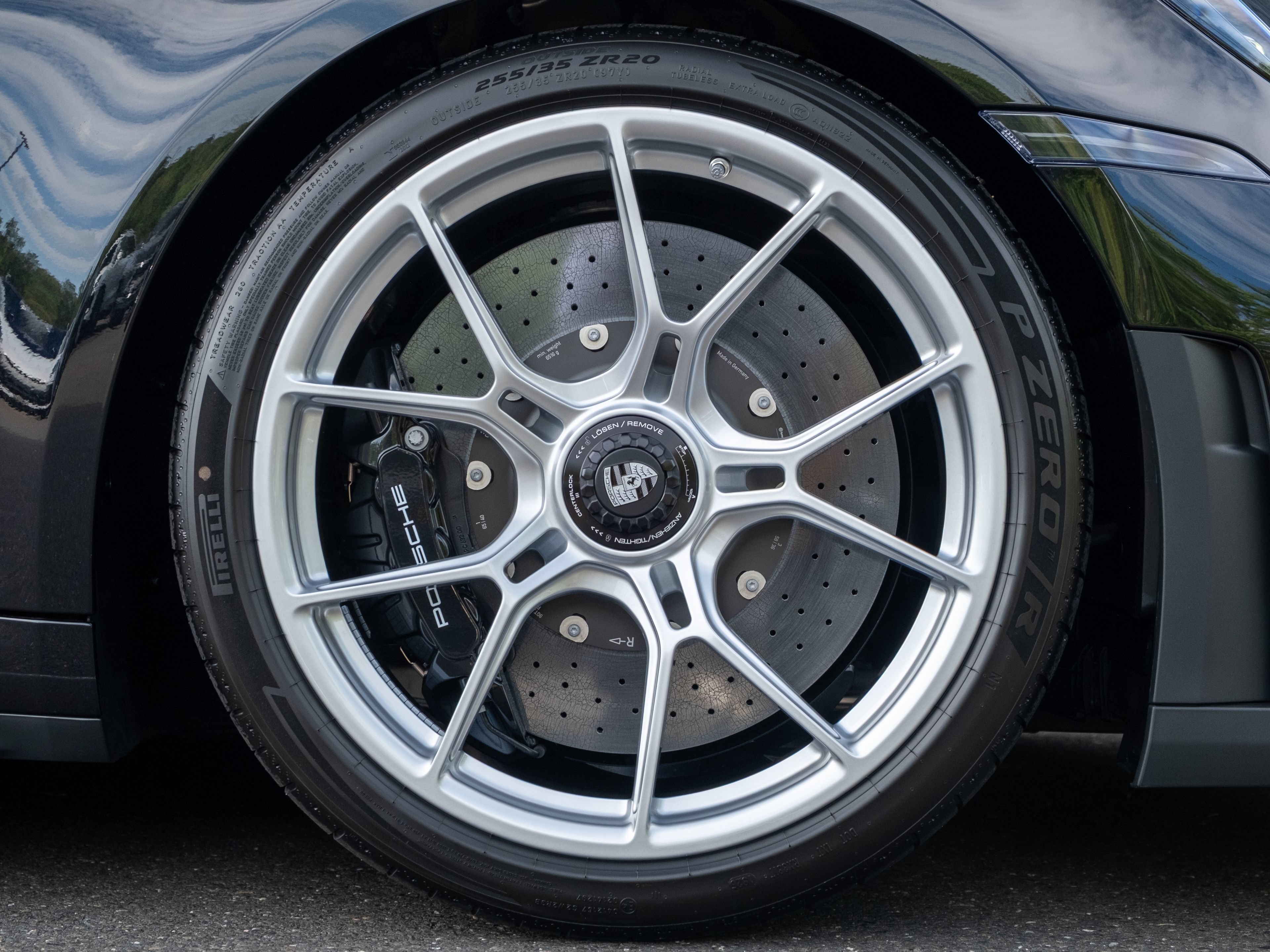 New 2026 Porsche 911 GT3 RWD image 15