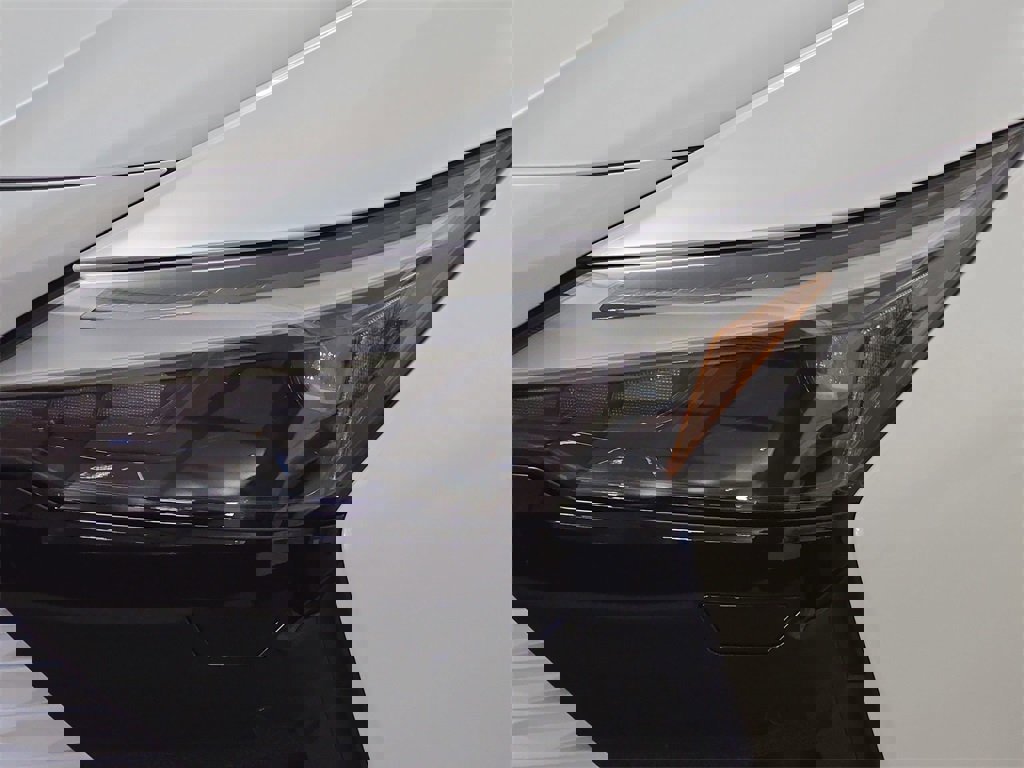 New 2026 Lexus RZ 450e AWD image 32