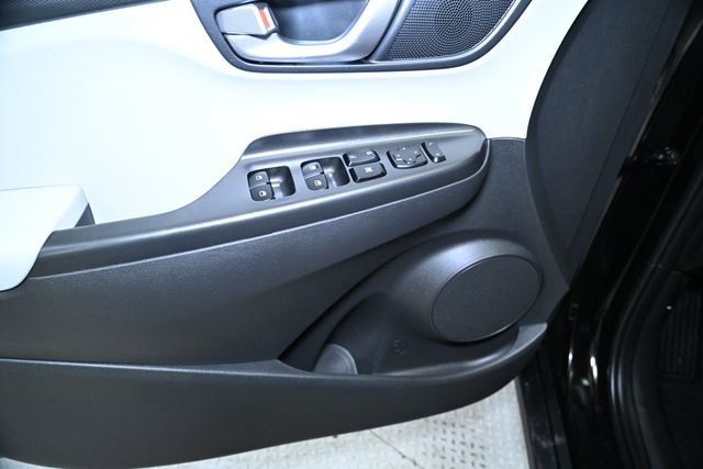 Used 2023 Hyundai Kona SE w/ Cargo Package image 25