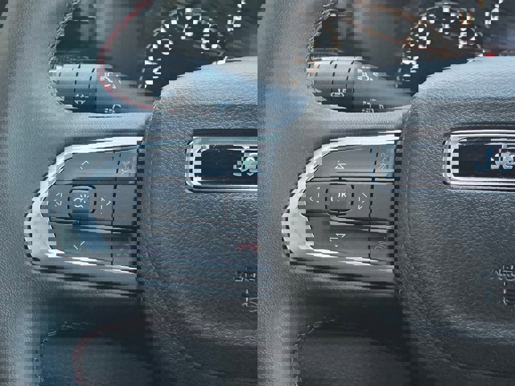 Used 2023 Jeep Compass Trailhawk image 20