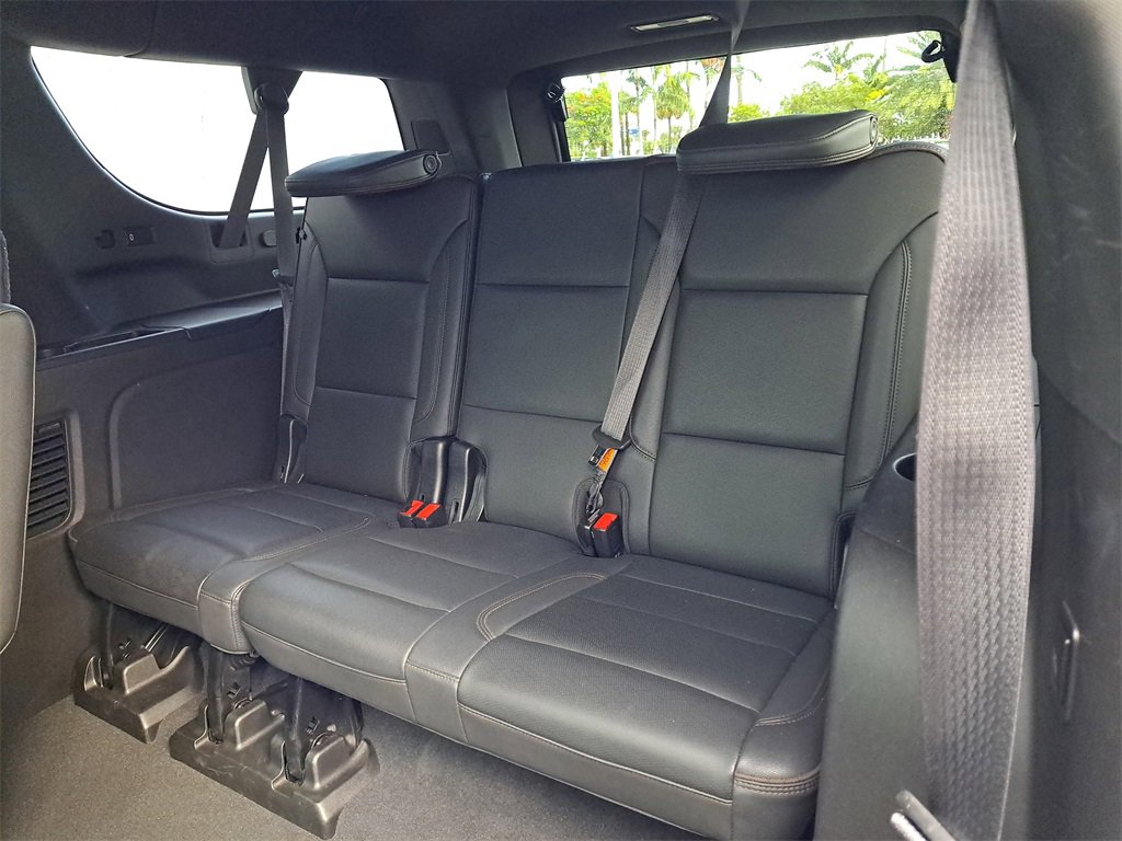 Used 2021 Chevrolet Suburban High Country image 9