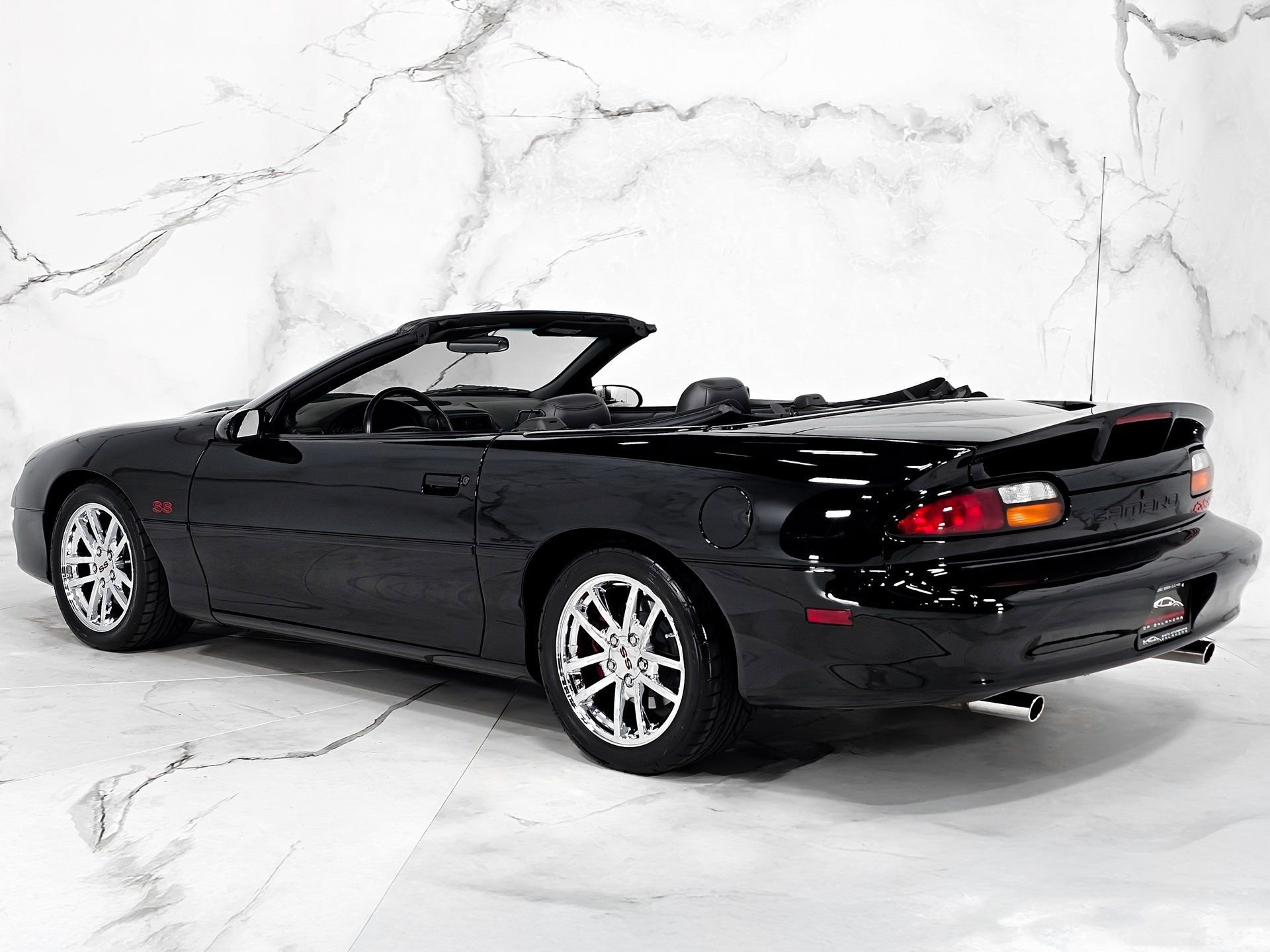 Used 2002 Chevrolet Camaro Z28 w/ SS Performance/Appearance Pkg image 10