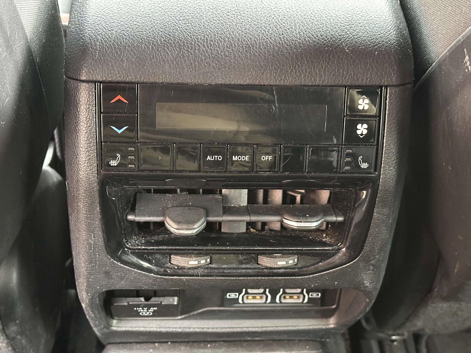 Used 2022 Jeep Grand Cherokee L Limited image 23