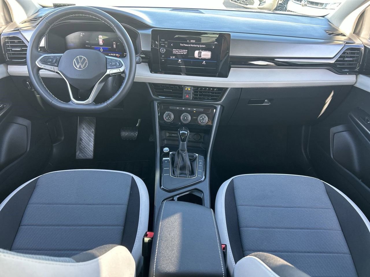 Certified 2025 Volkswagen Taos S FWD image 11