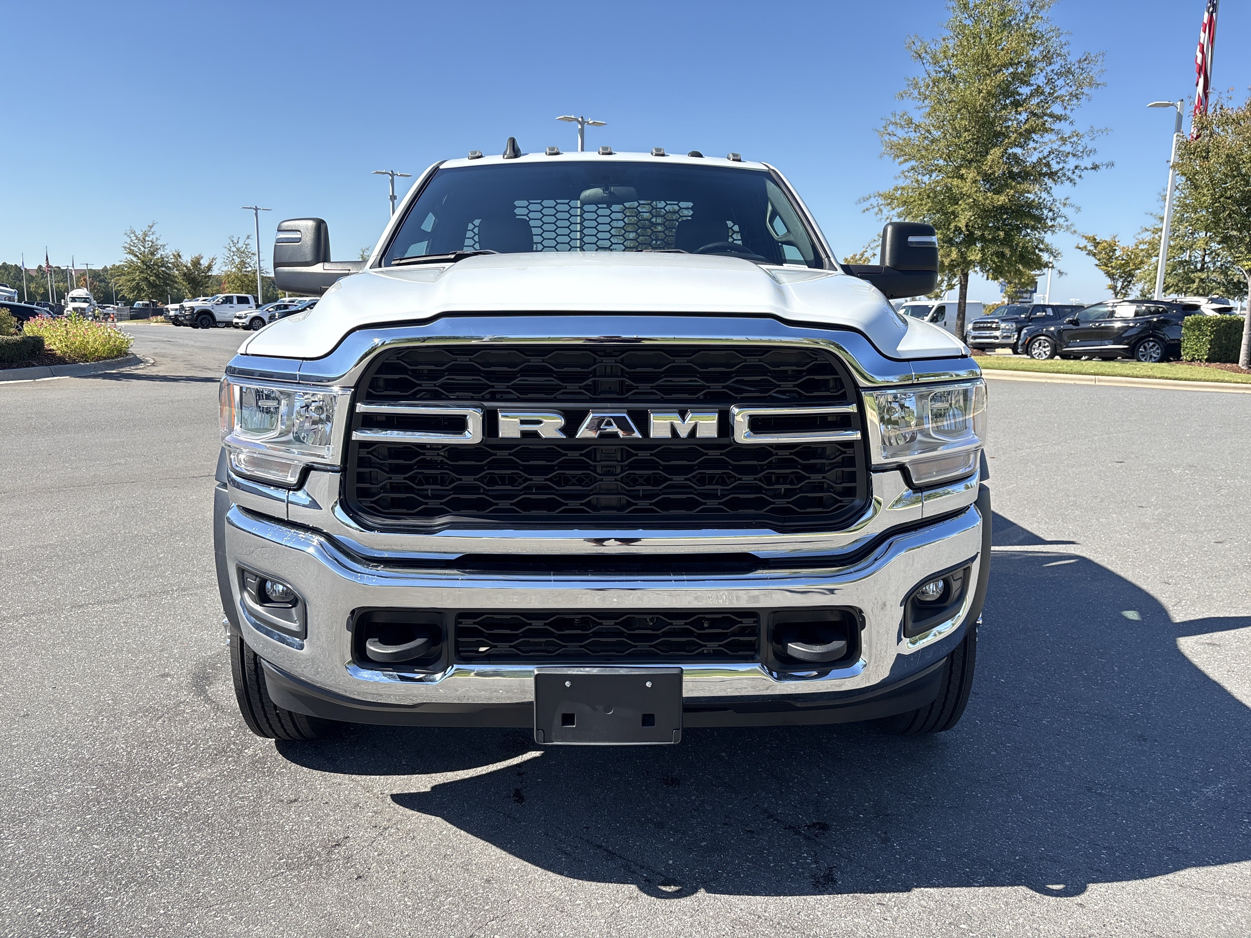 Used 2024 RAM 5500 Tradesman AWD/4WD image 3