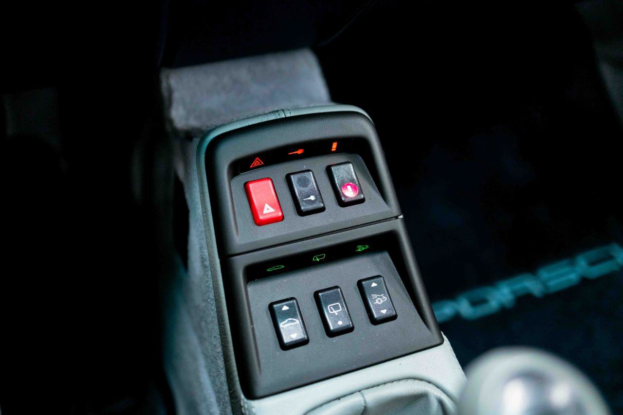 Used 1995 Porsche 911 GT3 RS image 68