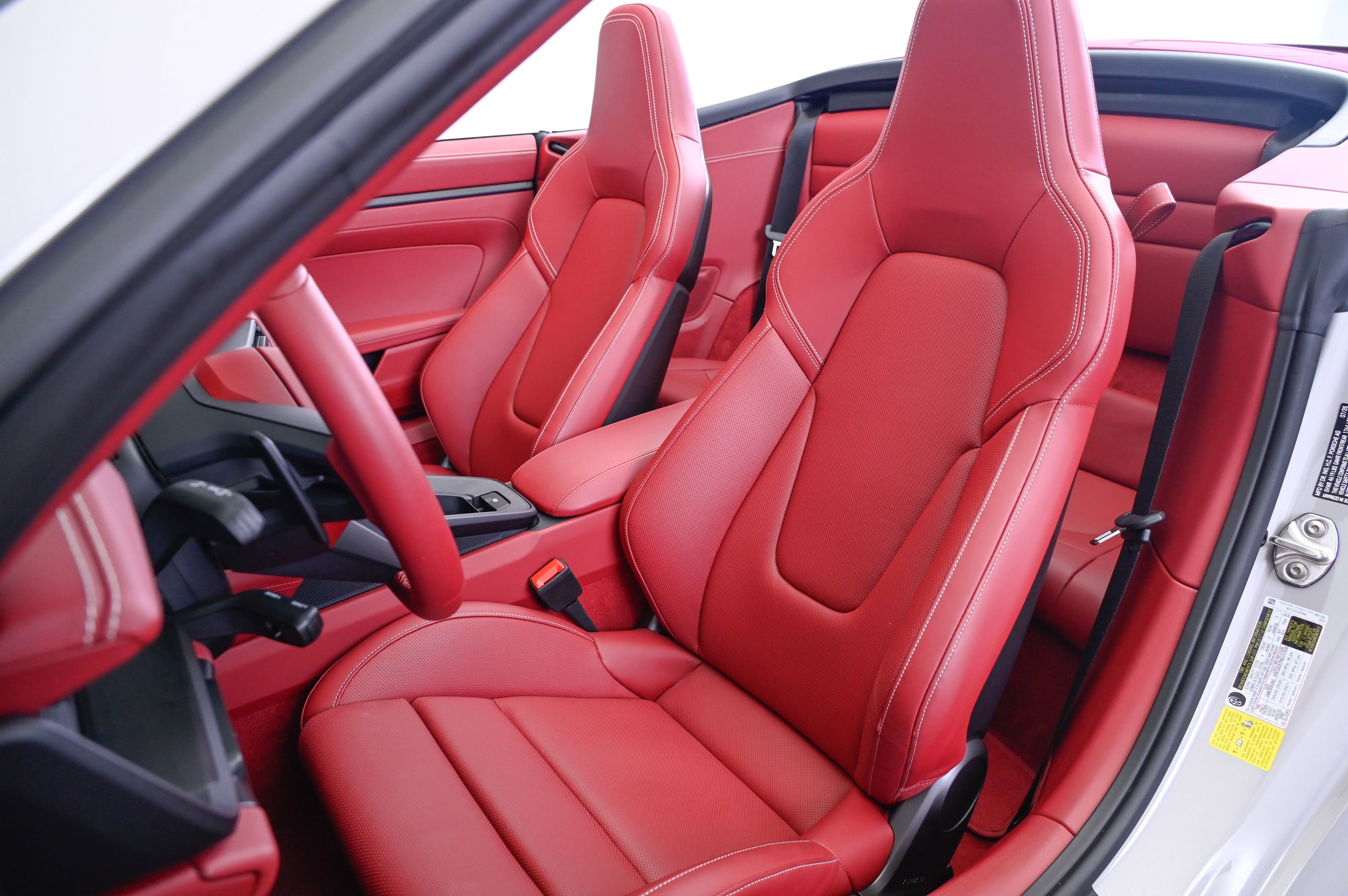 Used 2026 Porsche 911 Carrera GTS image 5