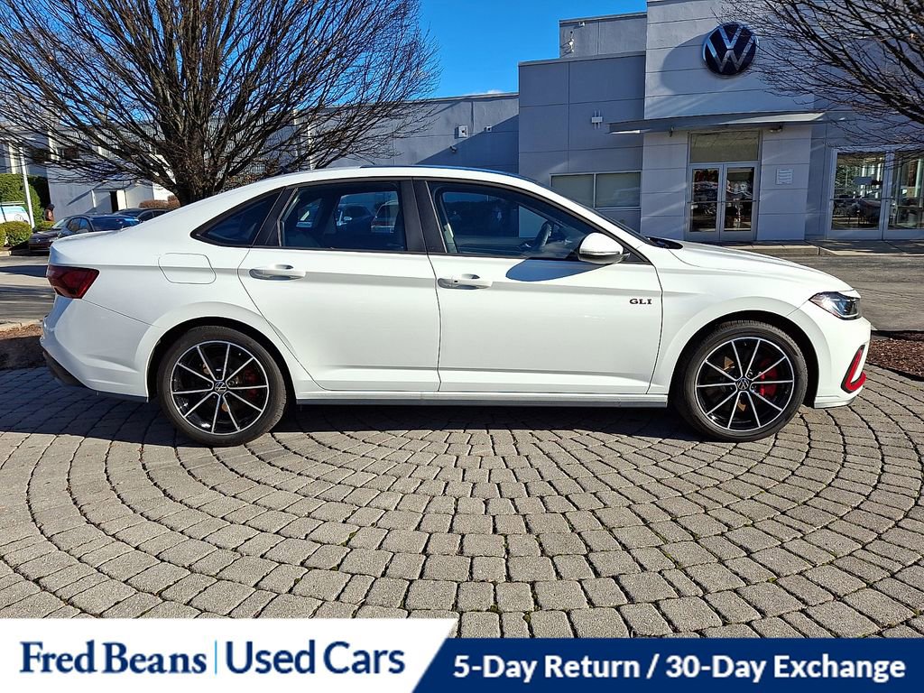 Certified 2025 Volkswagen Jetta GLI Autobahn image 8