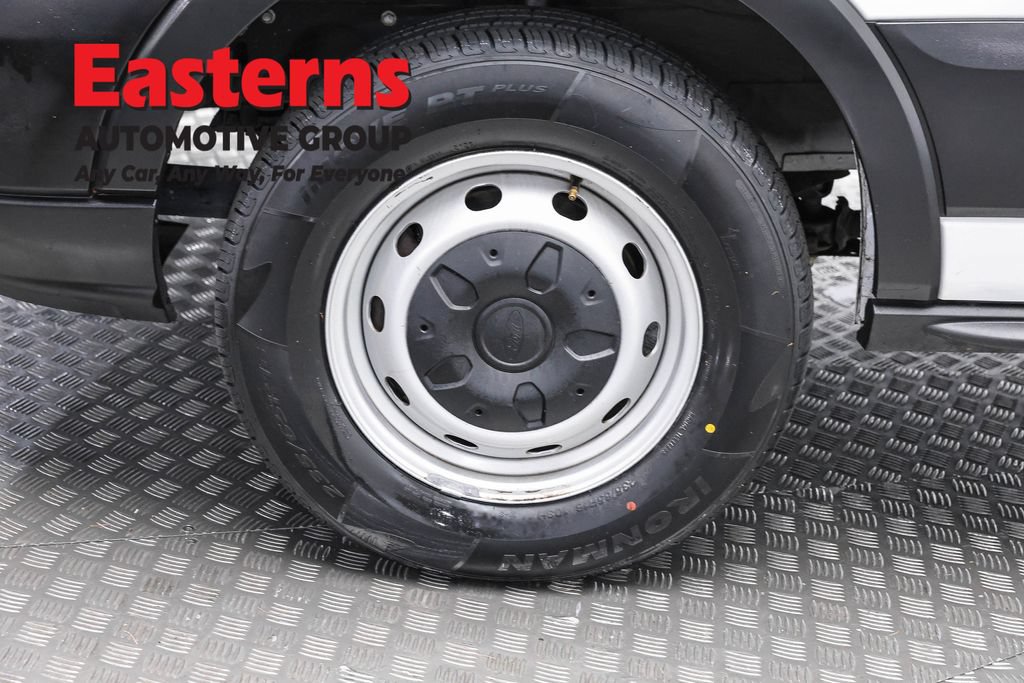 Used 2019 Ford Transit 250 130 Low Roof RWD image 32
