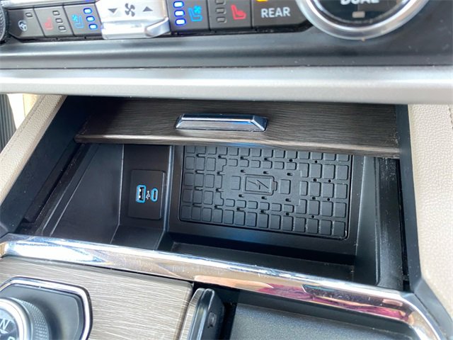 Used 2024 Ford Expedition Max Limited image 27