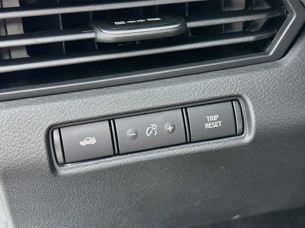 New 2026 Nissan Altima 2.5 SV AWD/4WD image 15