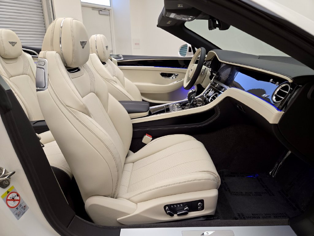 New 2027 Bentley Continental GTC AWD/4WD image 2