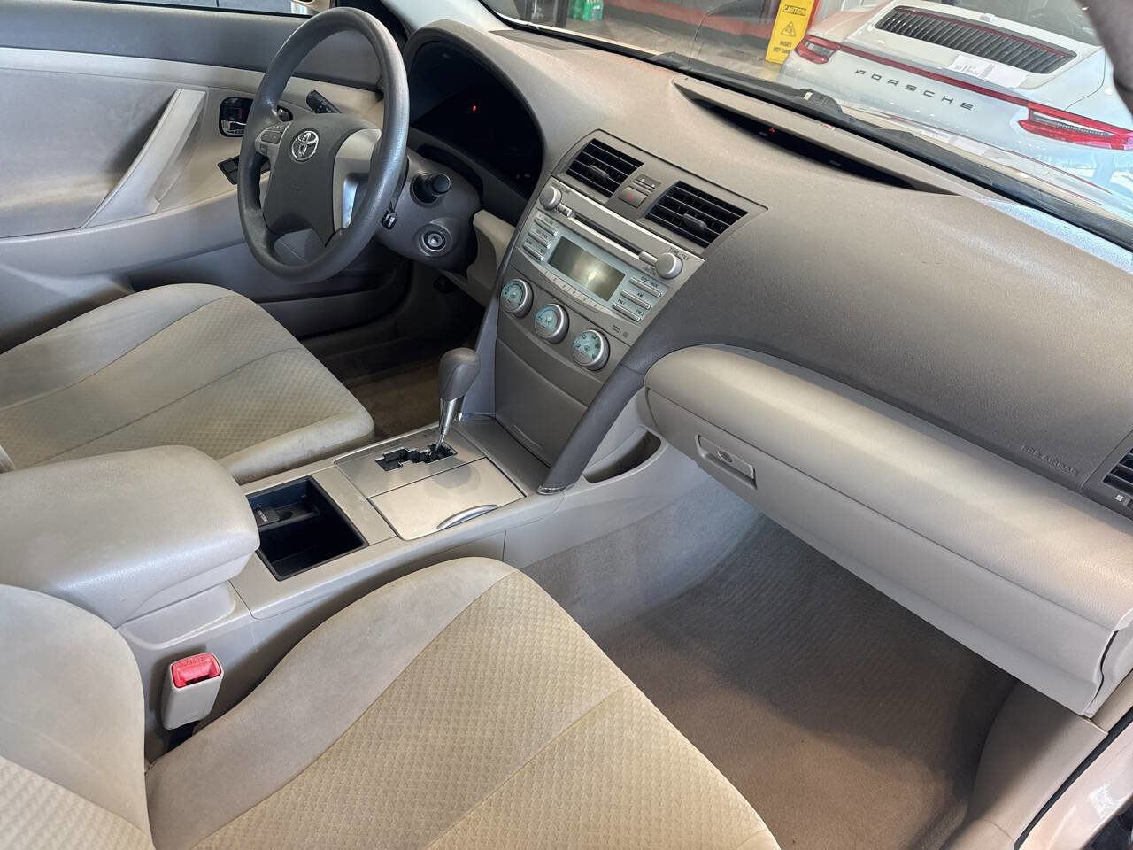 Used 2009 Toyota Camry XLE FWD image 18