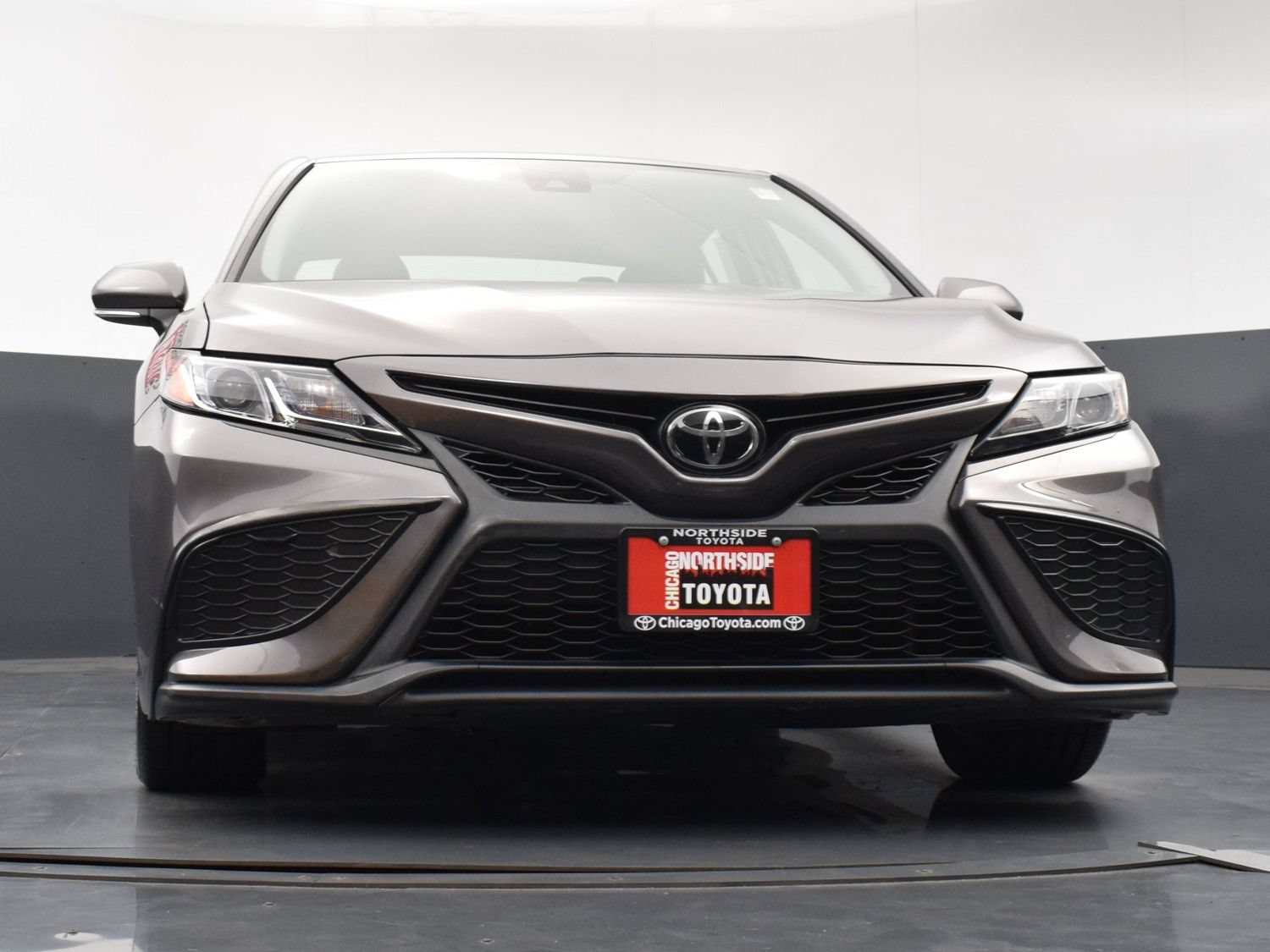 Used 2024 Toyota Camry SE FWD image 28