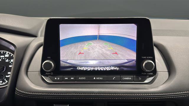 Used 2024 Nissan Rogue SV AWD/4WD image 12