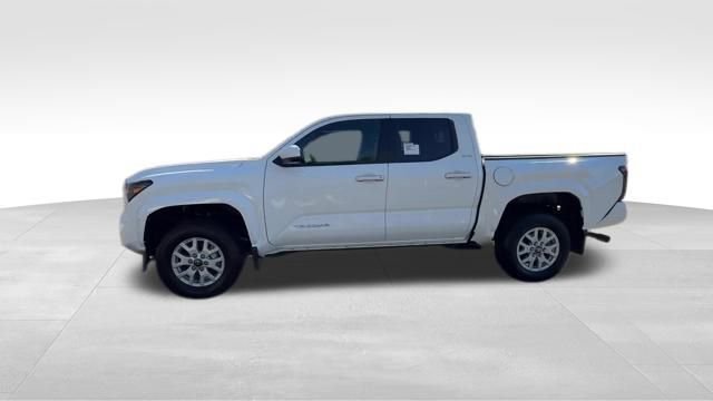 New 2026 Toyota Tacoma SR5 image 3