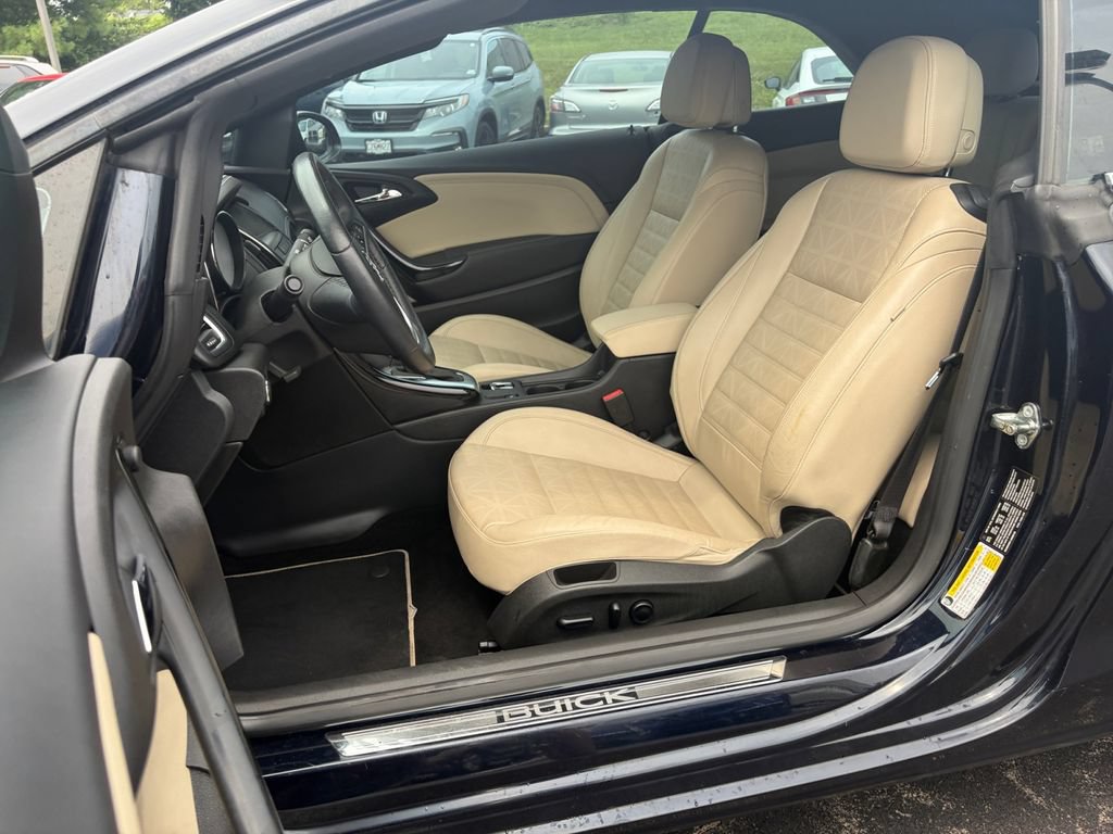 Used 2018 Buick Cascada Premium FWD image 17