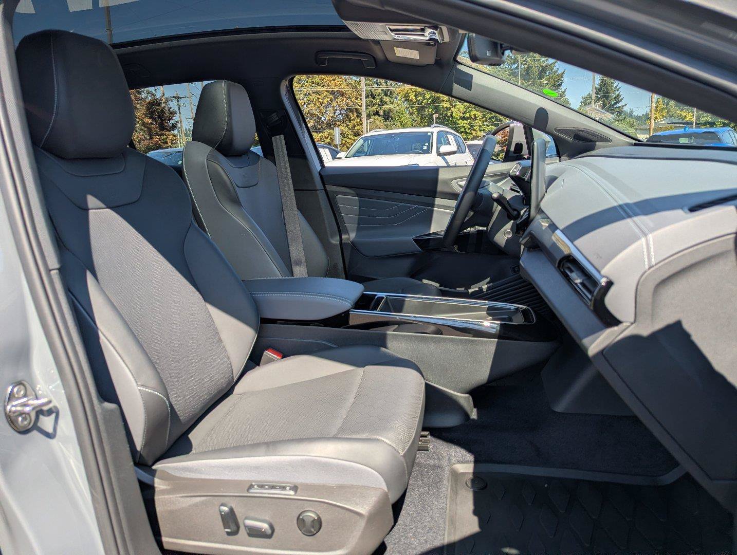 Certified 2023 Volkswagen ID.4 Pro S RWD image 34