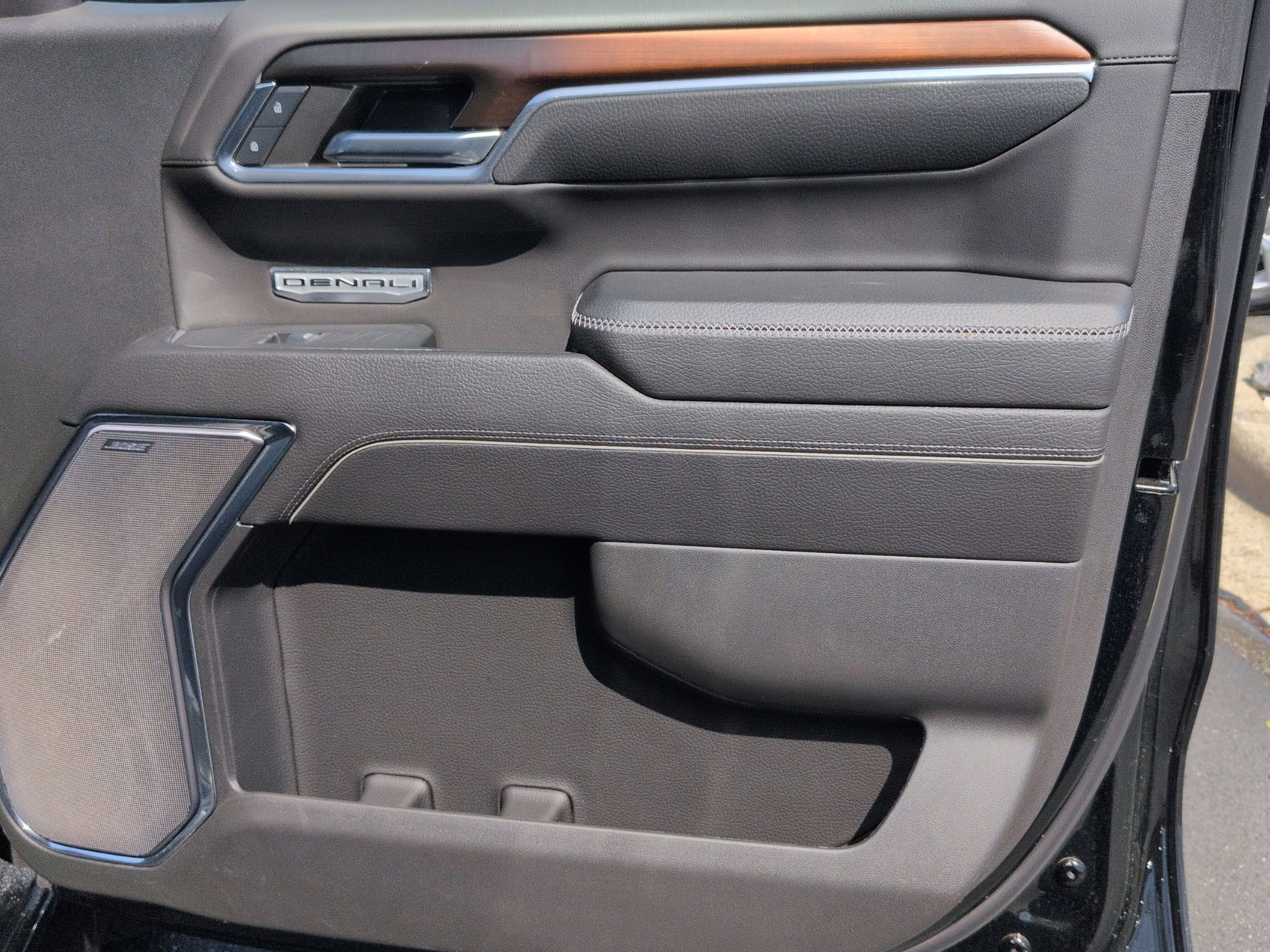 Certified 2024 GMC Sierra 1500 Denali w/ Denali Reserve Package image 36