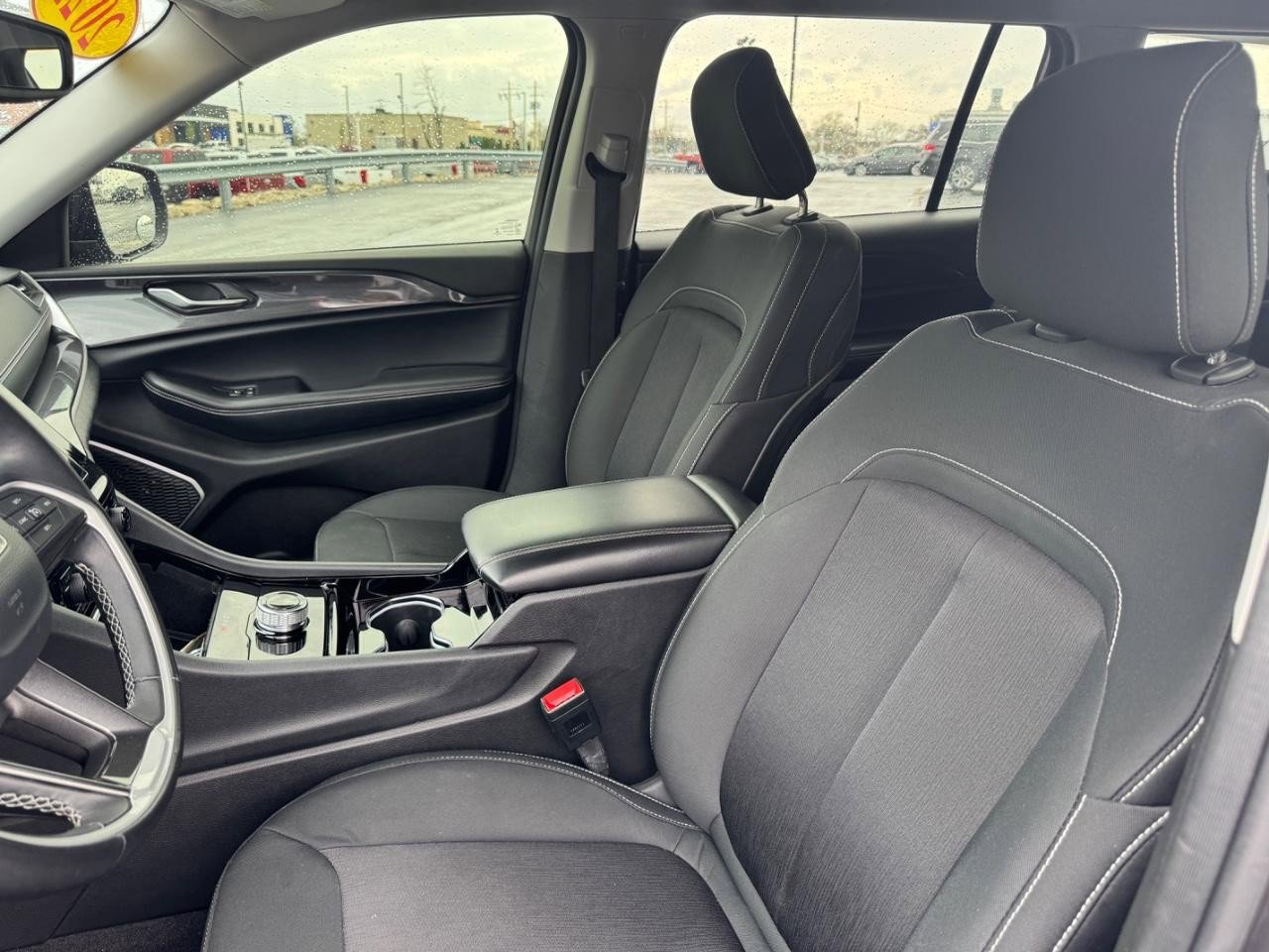 Used 2022 Jeep Grand Cherokee L Laredo w/ Luxury Tech Group I AWD/4WD image 20