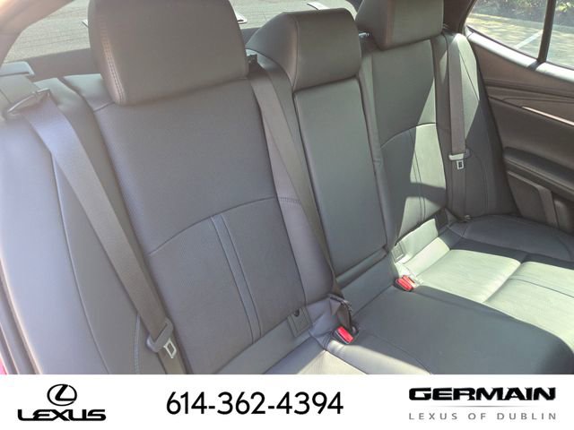 Used 2025 Toyota Camry XSE image 37