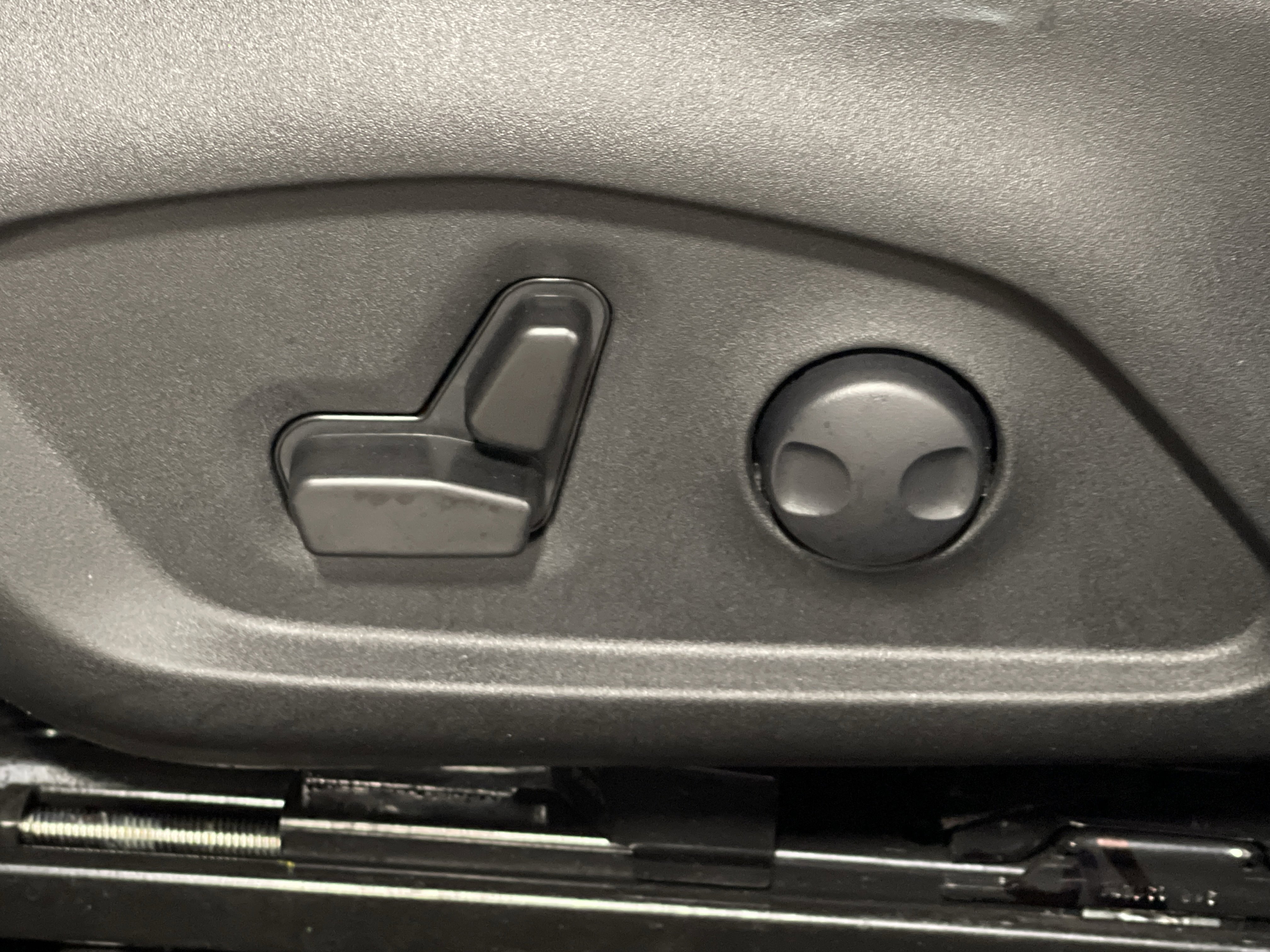 Used 2024 Jeep Compass Limited image 10