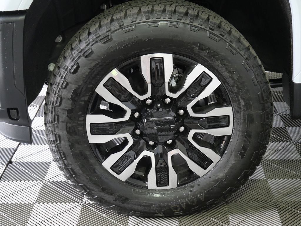 New 2026 GMC Sierra 3500 Denali Ultimate AWD/4WD image 10