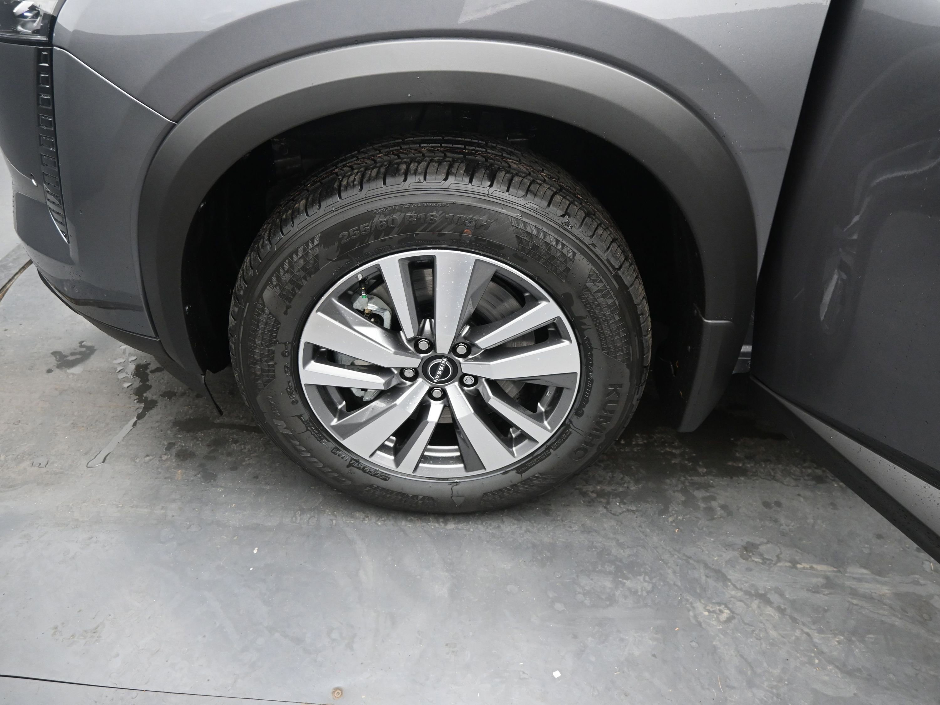 New 2026 Nissan Pathfinder SL FWD image 21