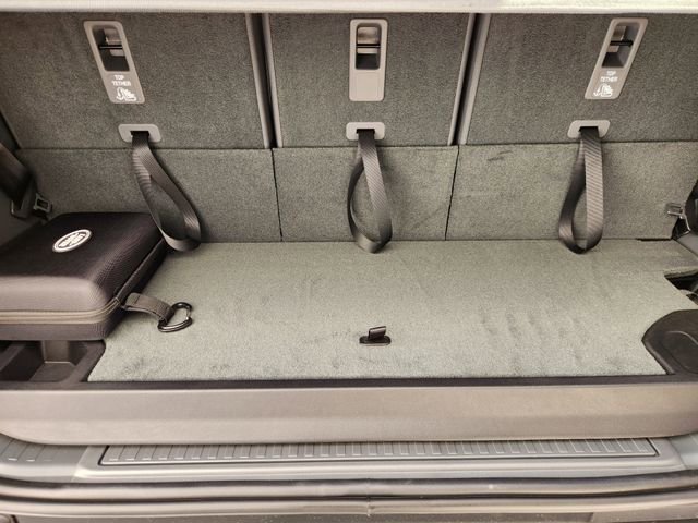 Used 2026 Land Rover Defender 130 S image 23