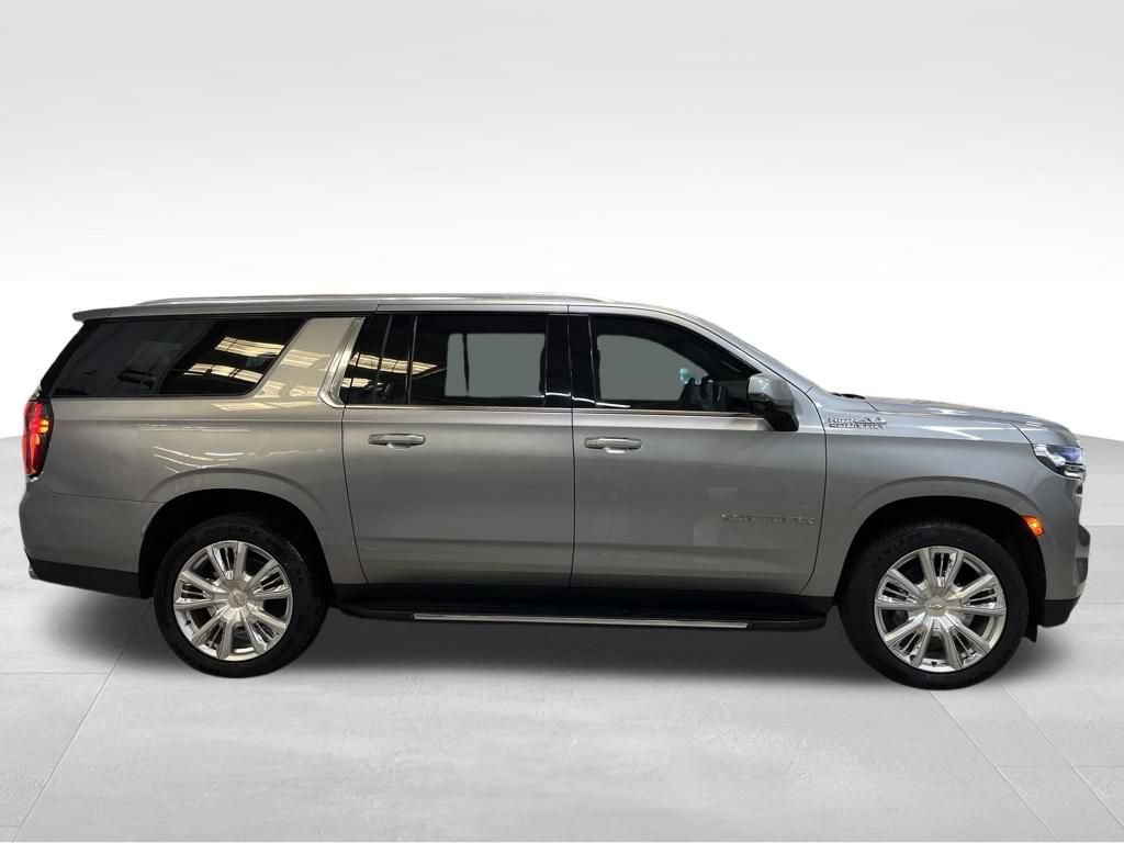Used 2024 Chevrolet Suburban High Country w/ Max Trailering Package AWD/4WD image 6