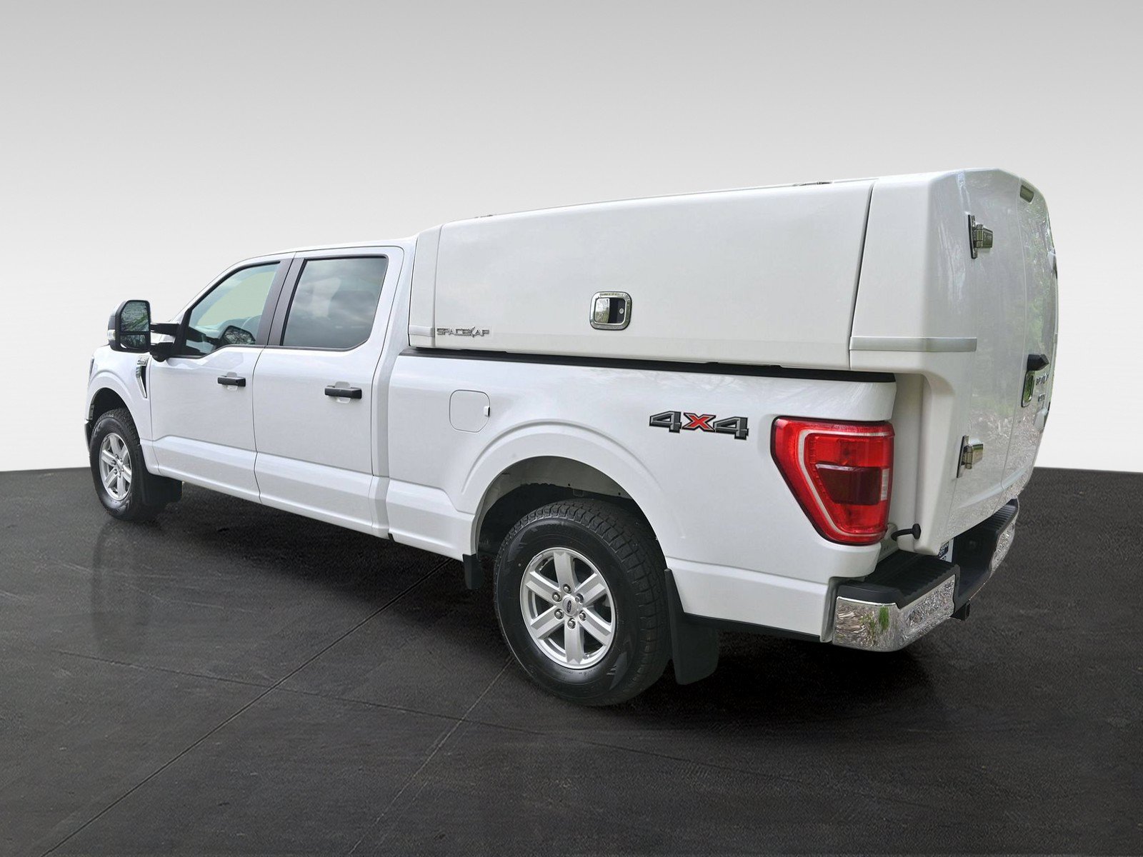 Used 2023 Ford F150 XLT w/ Trailer Tow Package AWD/4WD image 6