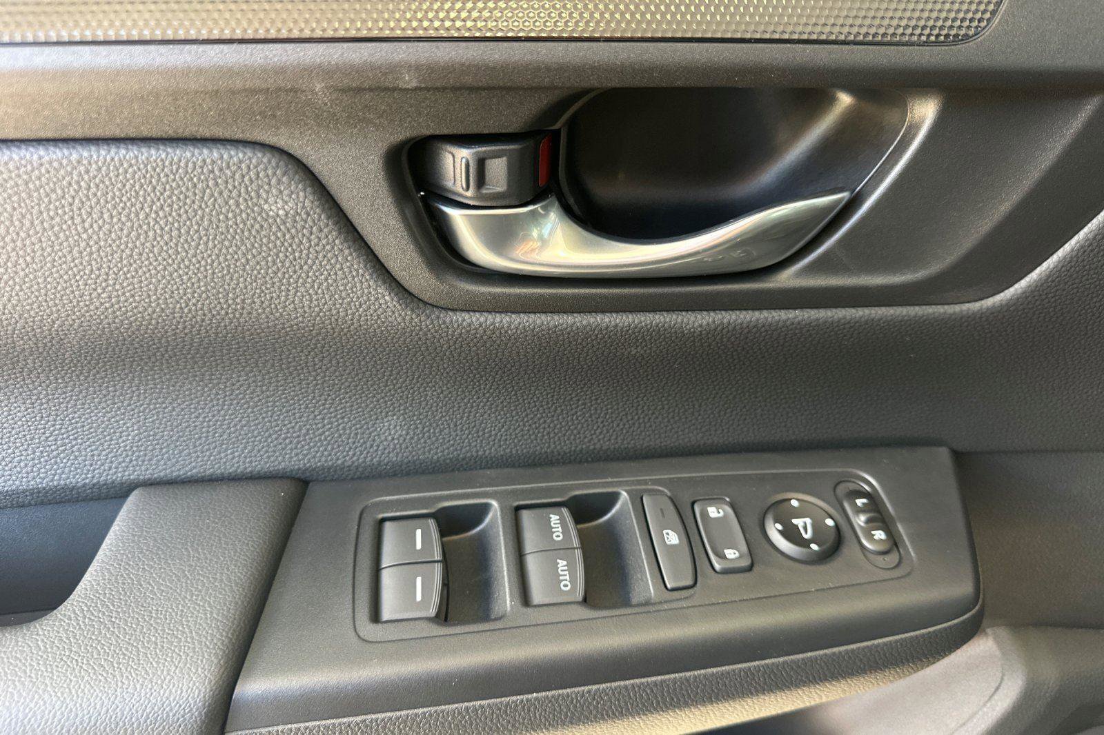 New 2026 Honda CR-V EX image 8