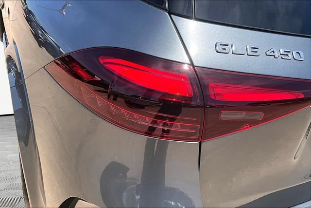 Used 2025 Mercedes-Benz GLE 450 4MATIC image 32